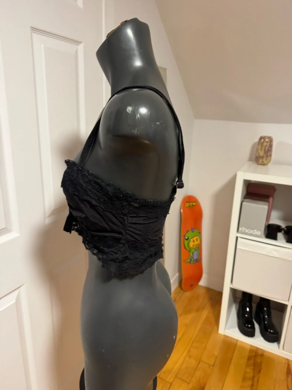 Black Crop Top - - Picture 3 of 6